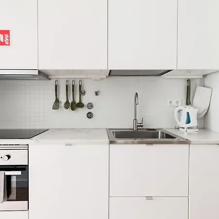 Garden Oasis With Patio Apartment *