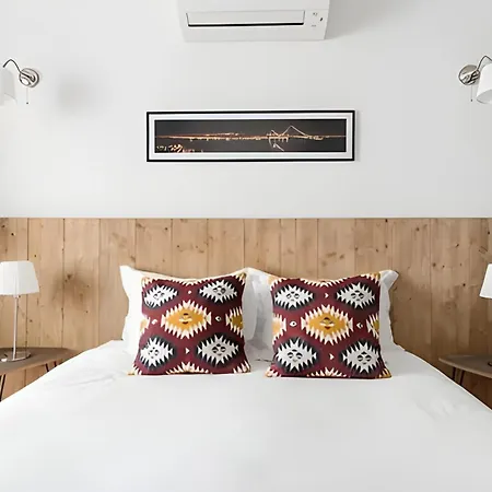 아파트 Garden Oasis With Patio 리스본