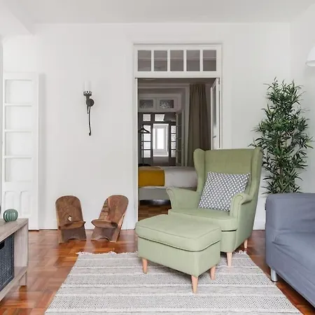 Garden Oasis With Patio 리스본