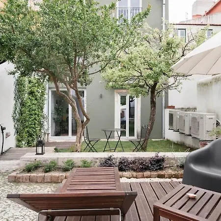 Garden Oasis With Patio 아파트 리스본