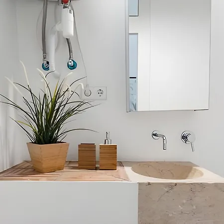 Apartment Garden Oasis With Patio Lissabon