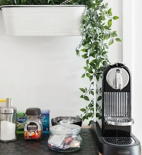 Apartamento Garden Oasis With Patio