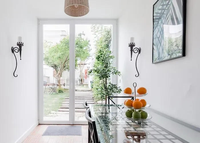 Garden Oasis With Patio Apartamento *