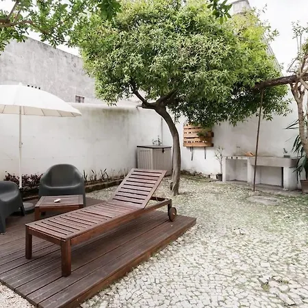 Lejlighed Garden Oasis With Patio *